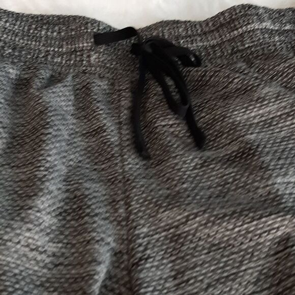 CHAMPION 9‎ Gray Black  Shorty Shorts M - Picture 3 of 6